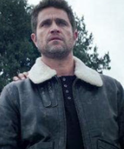TV Series The Marked Heart Simón Shearling Jacket