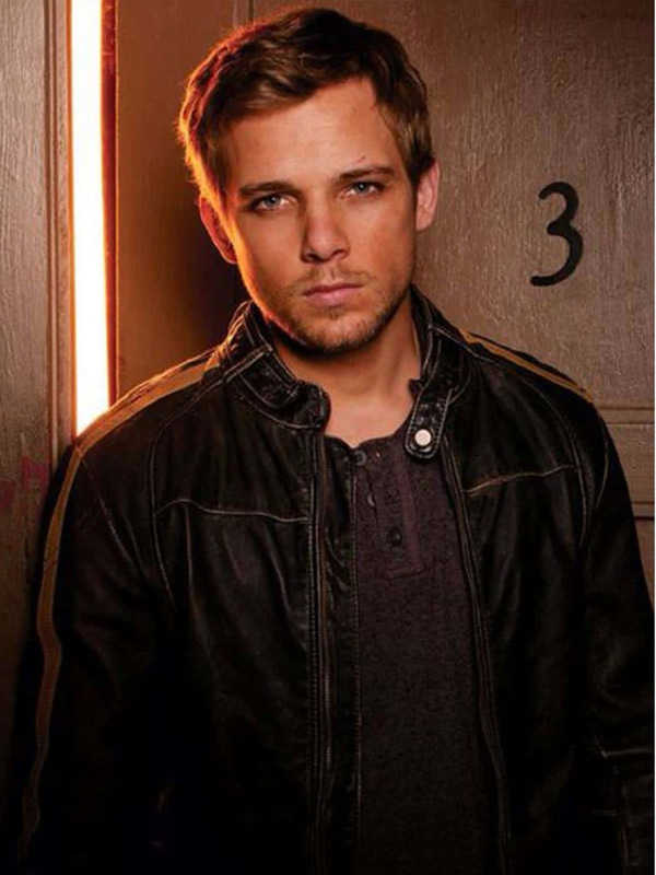 Dylan Massett Bates Motel Max Thieriot Black Cafe Racer Leather Jacket Max Thieriot Bates Motel Black Leather Jacket