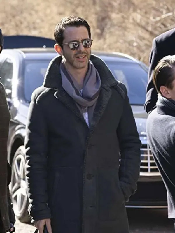 Succession S01 Kendall Roy Grey Shearling Coat Matthew Macfadyen TV Series Succession Tom Wambsgans Black Quilted Vest